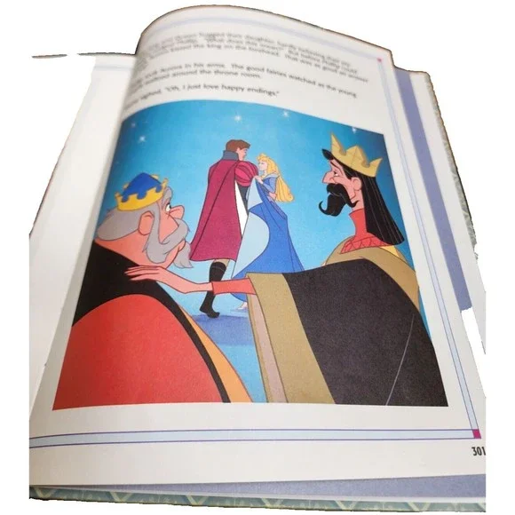 Disney 2005 Enchanted Tales Large Book 300 Pages 8 Most Beloved Favorite Stories - Picture 6 of 6